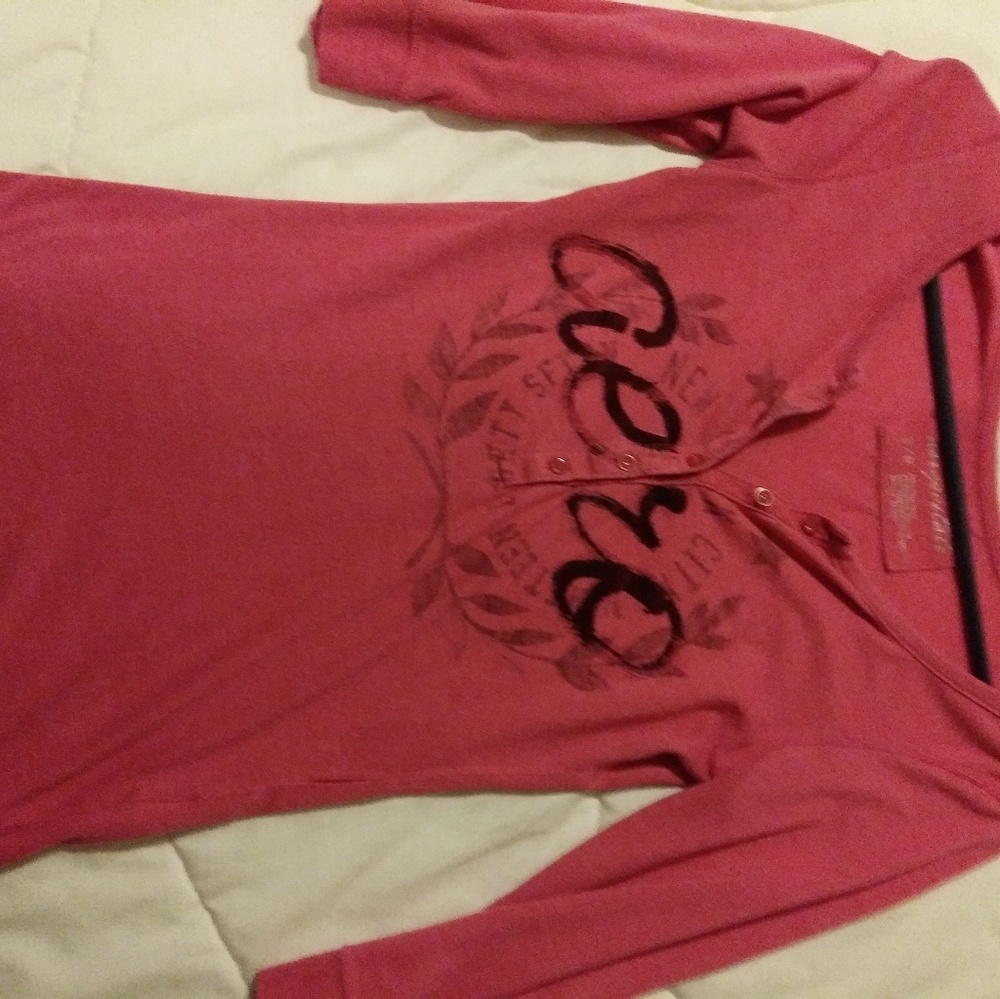 Womens fitted shirt
